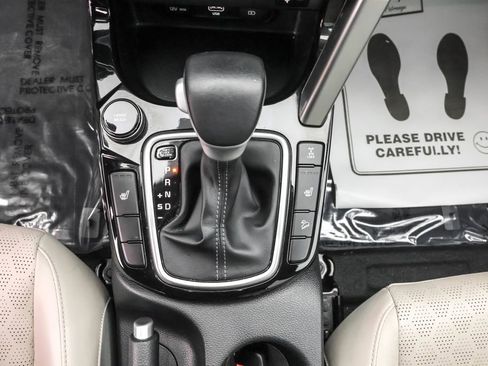 Used 2023 Kia Seltos EX image 25