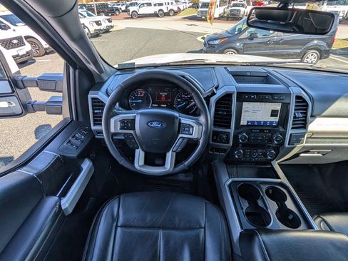 Certified 2020 Ford F350 Lariat w/ Lariat Ultimate Package image 16