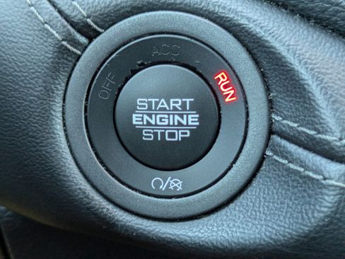 Used 2022 Dodge Durango GT image 22