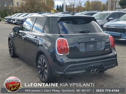 Used 2023 MINI Cooper S image 6