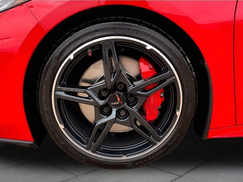 Used 2021 Chevrolet Corvette Stingray Preferred Cpe w/ Z51 Performance Package RWD image 11