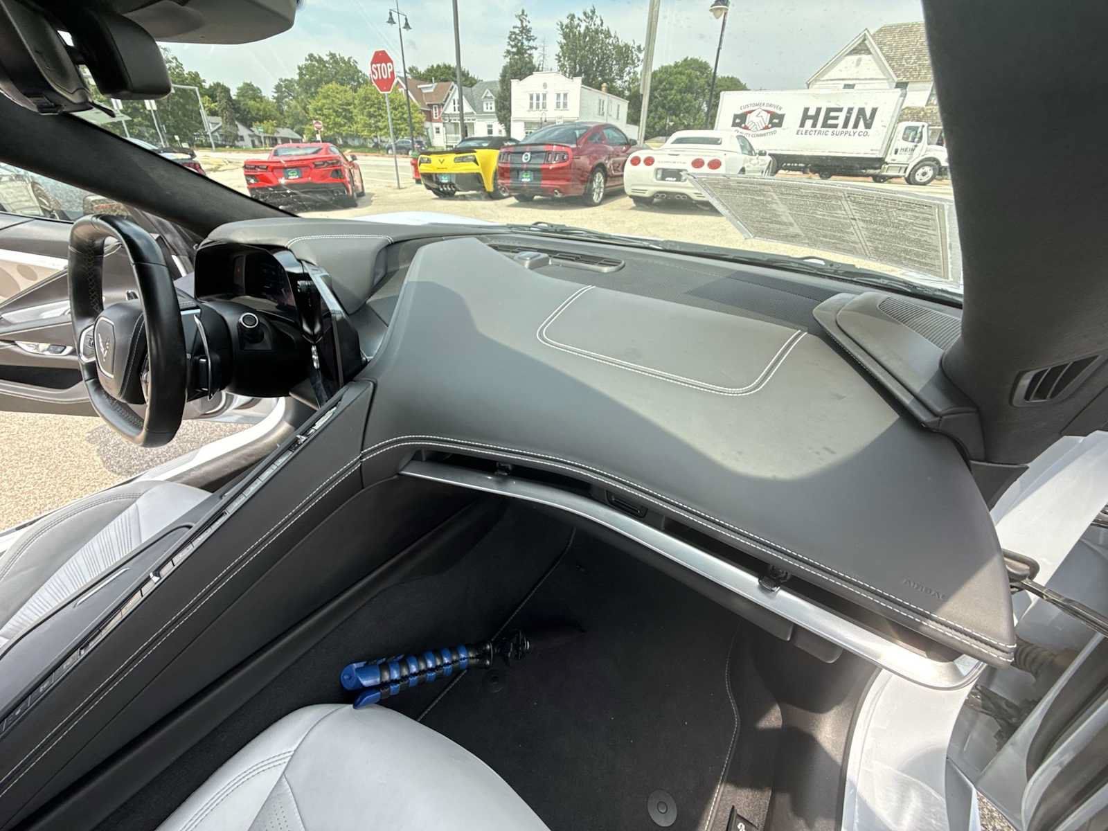 Certified 2021 Chevrolet Corvette Stingray Premium Cpe w/ Z51 Performance Package RWD image 29
