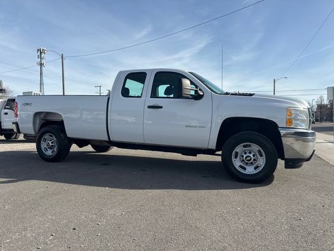Used 2012 Chevrolet Silverado 2500 W/T image 3