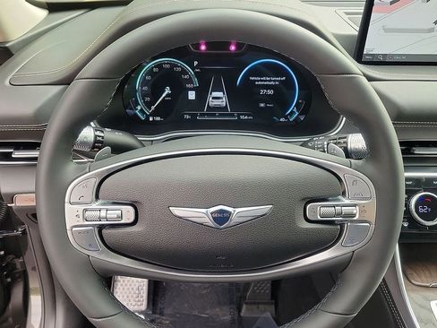 Used 2024 Genesis GV80 2.5T w/ Prestige Package image 17