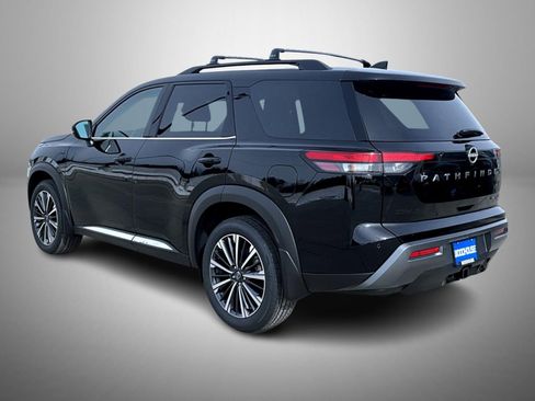 New 2026 Nissan Pathfinder Platinum image 7