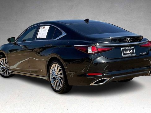 Used 2020 Lexus ES 350 w/ Luxury Package image 4