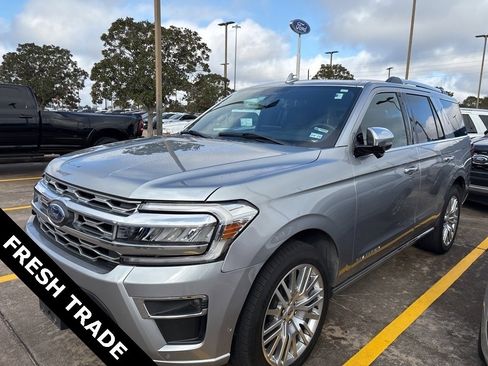 Used 2024 Ford Expedition Platinum image 10