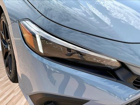 Used 2023 Honda Civic Sport image 23