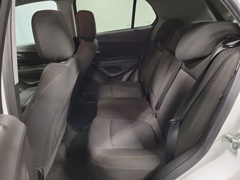 Used 2019 Chevrolet Trax LT image 22