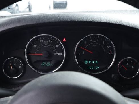 Used 2015 Jeep Wrangler Sport AWD/4WD image 7