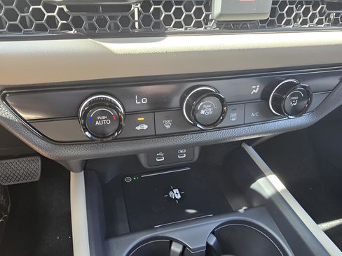 New 2026 Honda HR-V LX image 23