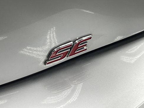 Certified 2025 Toyota Corolla SE image 35