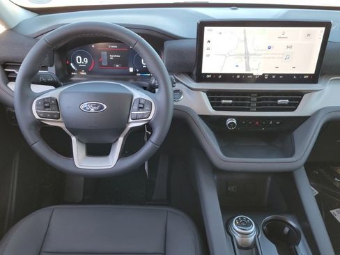 New 2026 Ford Explorer Active w/ Active Comfort Package image 9