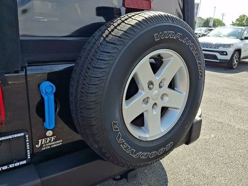 Used 2016 Jeep Wrangler Unlimited Sport w/ Quick Order Package 24S AWD/4WD image 29