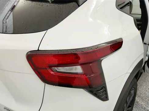 New 2026 Chevrolet Trax ACTIV w/ Sunroof Package image 25