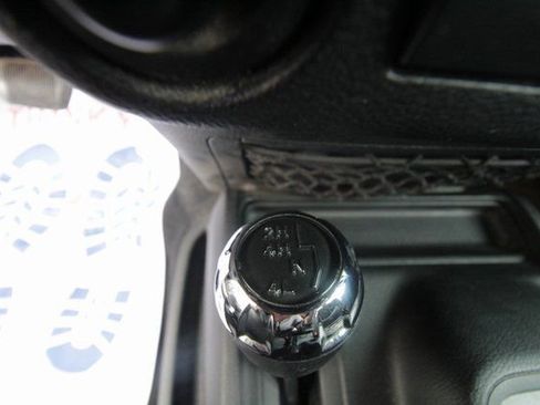 Used 2017 Jeep Wrangler Unlimited Sport image 23