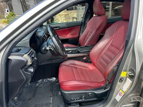 Used 2017 Lexus IS 350 F Sport w/ F Sport Package image 10