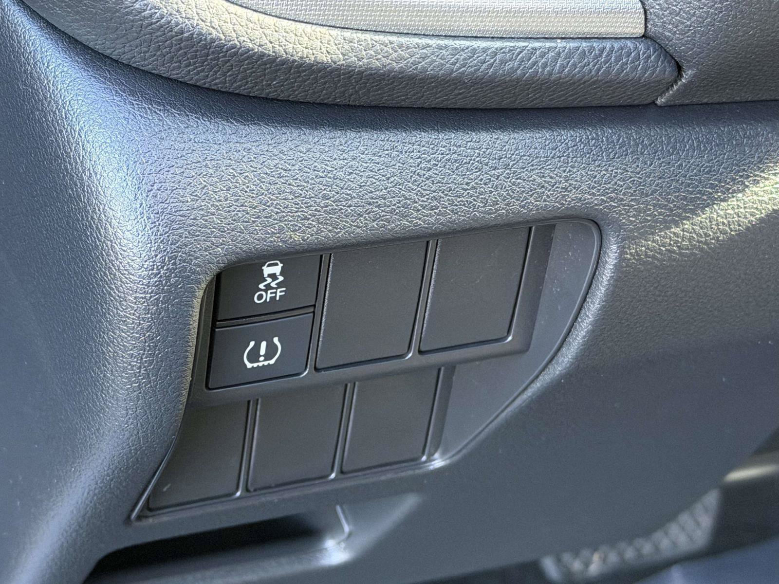 Certified 2019 Honda CR-V LX image 18
