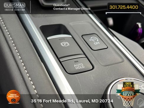 Used 2025 Nissan Pathfinder SV w/ SV Premium Package image 27