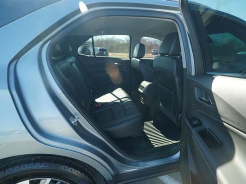 Used 2024 Chevrolet Equinox Premier image 56