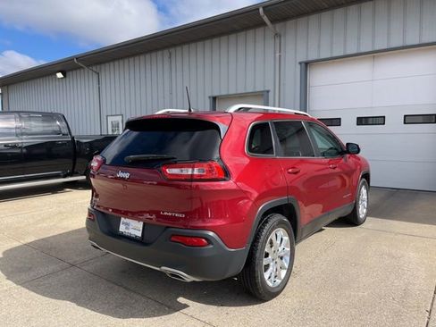 Used 2016 Jeep Cherokee Limited w/ Luxury Group image 5