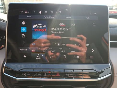 New 2026 Jeep Compass Limited image 18