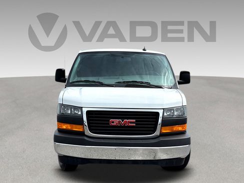 Used 2024 GMC Savana 2500 w/ Driver Convenience Package RWD image 2