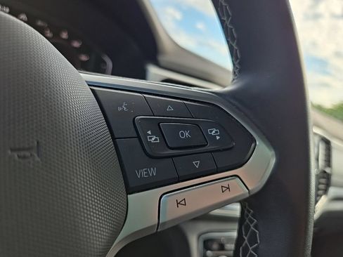 Used 2023 Volkswagen Atlas Cross Sport SE w/ Panoramic Sunroof Package AWD/4WD image 17