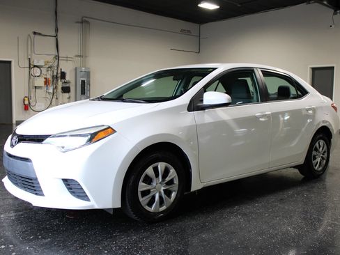 Used 2014 Toyota Corolla L FWD image 6