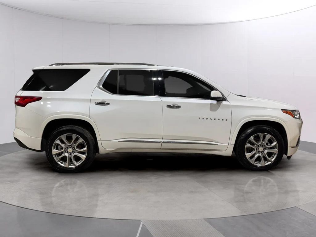 Used 2021 Chevrolet Traverse Premier w/ LPO, Floor Liner Package AWD/4WD image 2