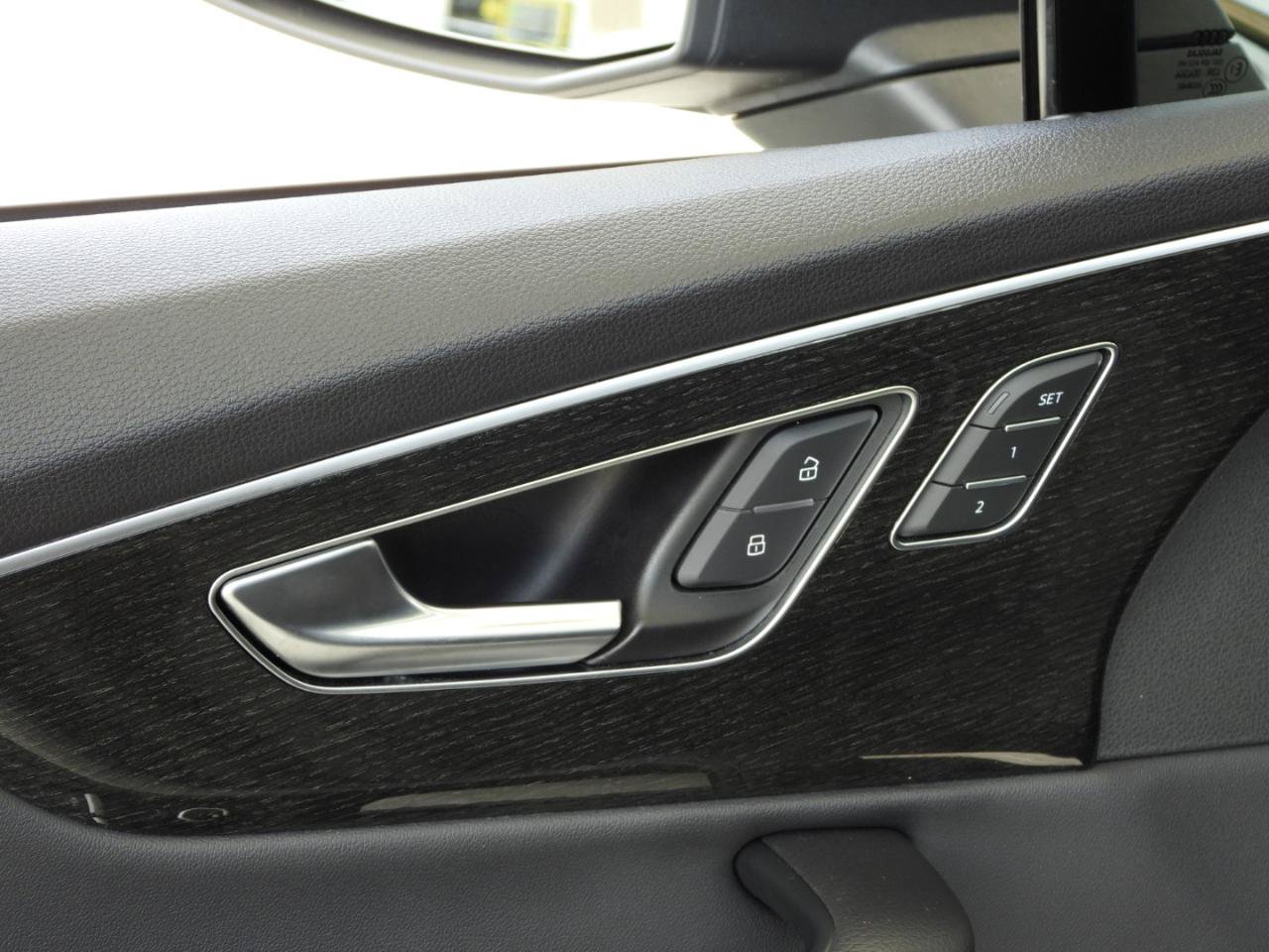 Used 2022 Audi Q7 3.0T Premium Plus AWD/4WD image 86