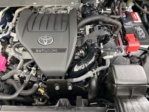 Used 2023 Toyota Highlander Limited image 42