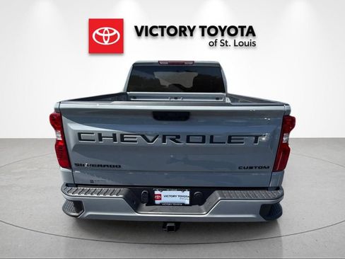 Used 2025 Chevrolet Silverado 1500 Custom w/ Turbomax Blackout Package AWD/4WD image 4