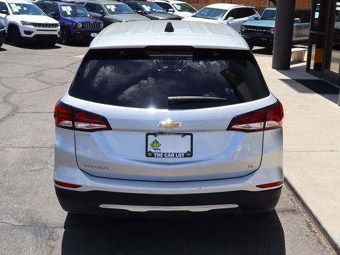 Used 2022 Chevrolet Equinox LT image 10