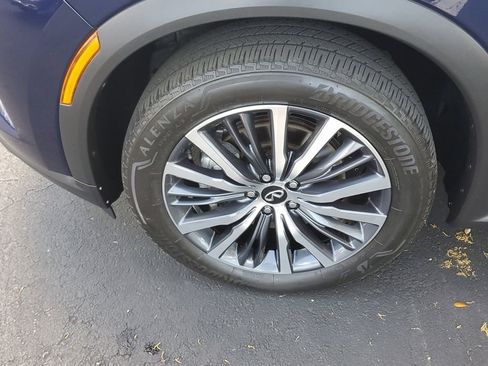 Used 2023 INFINITI QX60 Autograph image 11