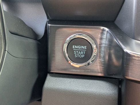 New 2026 Ford F250 Lariat w/ Black Appearance Package image 33