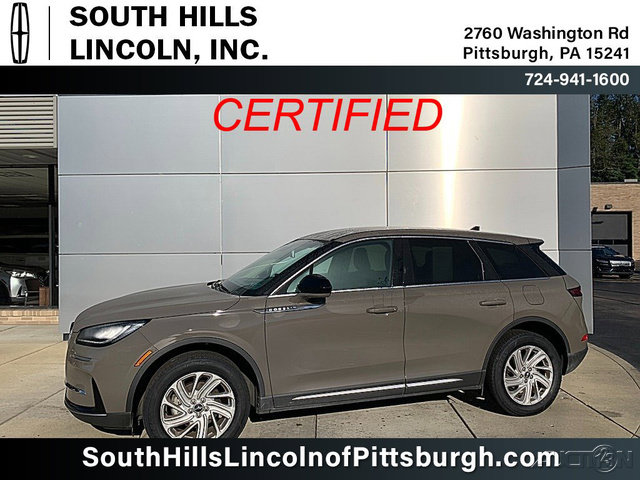 Certified 2025 Lincoln Corsair AWD image 1