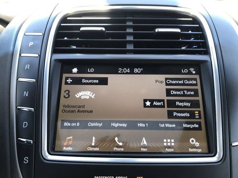 Used 2016 Lincoln MKX Reserve w/ Climate Package AWD/4WD image 23