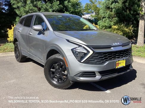 Used 2023 Kia Sportage LX AWD/4WD image 1