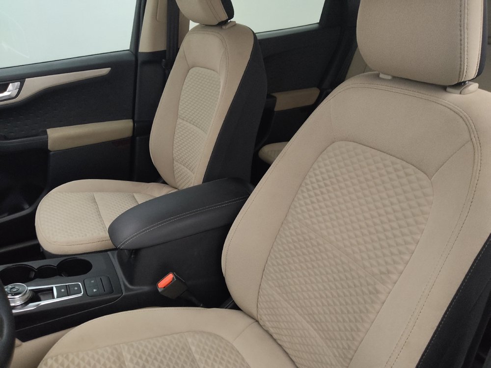 Used 2020 Ford Escape SE FWD image 17