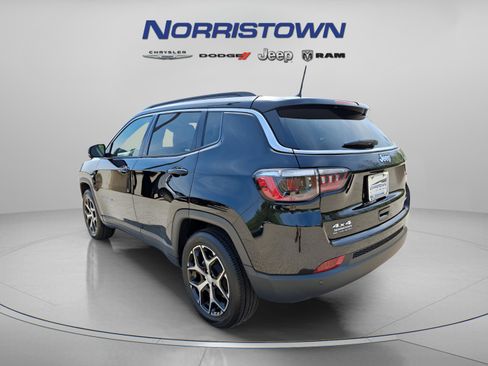 Certified 2024 Jeep Compass Limited AWD/4WD image 4