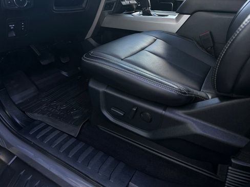 Used 2020 Ford F150 Lariat w/ Equipment Group 502A Luxury AWD/4WD image 23