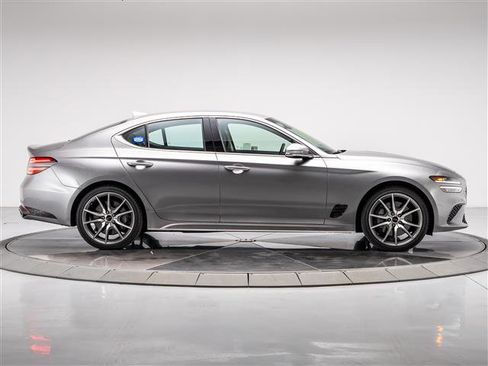 New 2026 Genesis G70 2.5T image 6