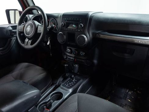 Used 2018 Jeep Wrangler Unlimited Sport w/ Trailer Tow Group AWD/4WD image 24