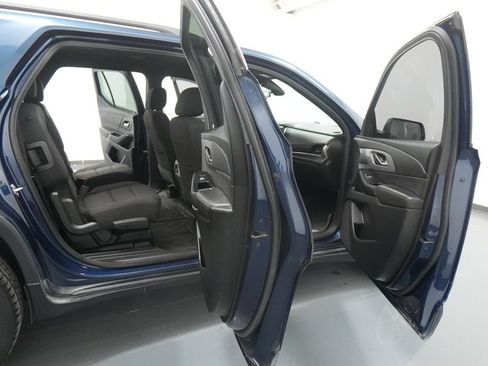 Used 2022 Chevrolet Traverse LT AWD/4WD image 30