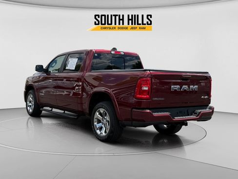 Used 2025 RAM 1500 Big Horn AWD/4WD image 3