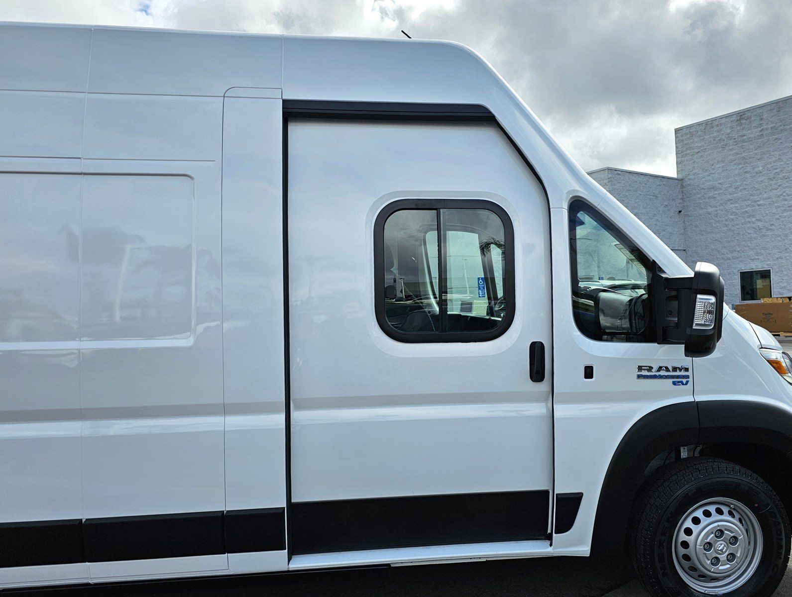 New 2025 RAM ProMaster 3500 FWD image 6