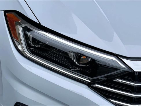 Used 2019 Volkswagen Jetta SEL FWD image 26