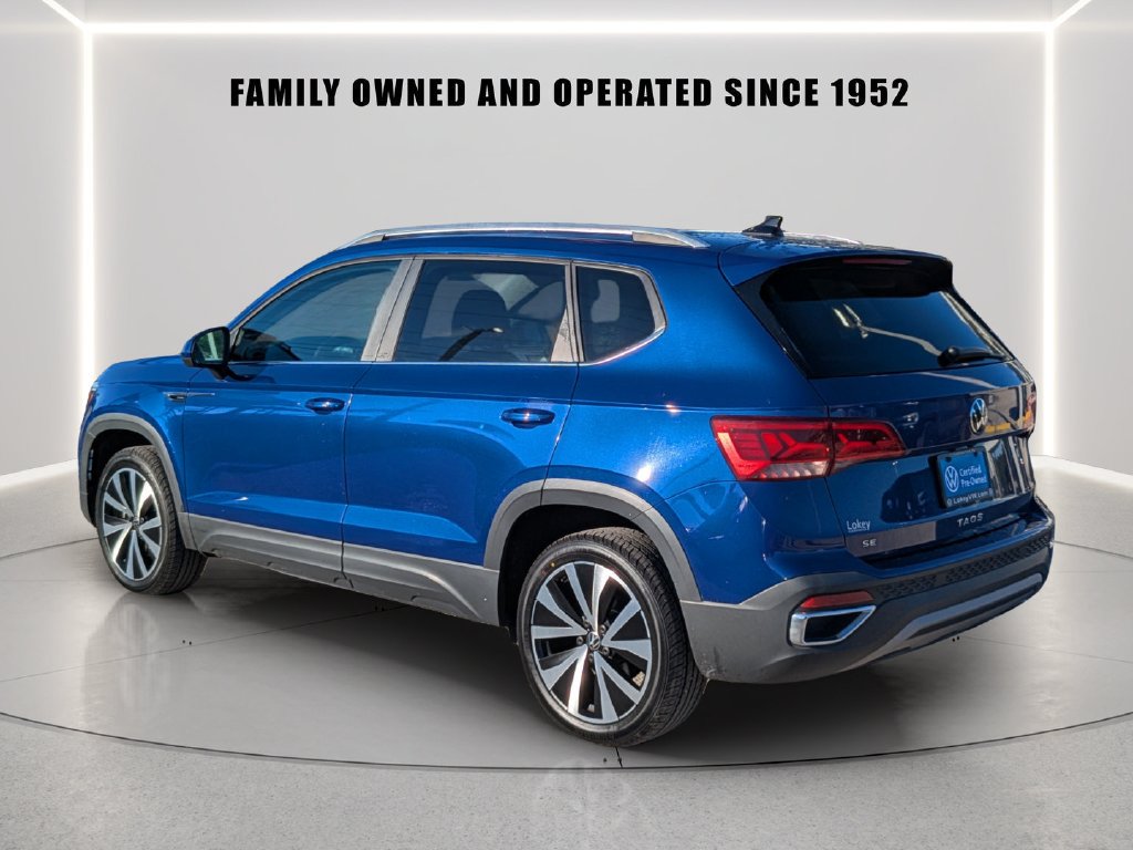 Used 2022 Volkswagen Taos SE FWD image 4
