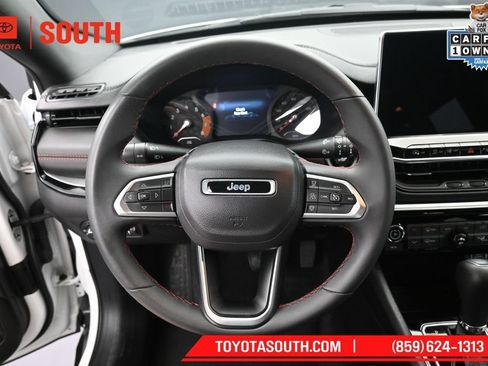 Used 2024 Jeep Compass Trailhawk AWD/4WD image 21